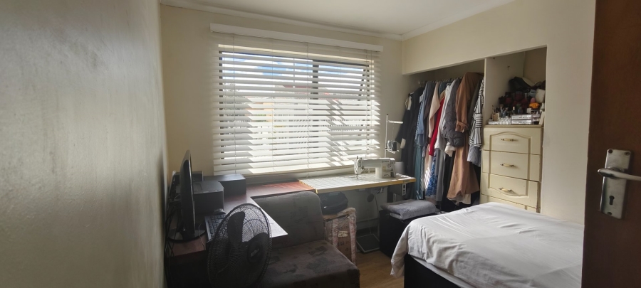 3 Bedroom Property for Sale in Strandfontein Village Western Cape